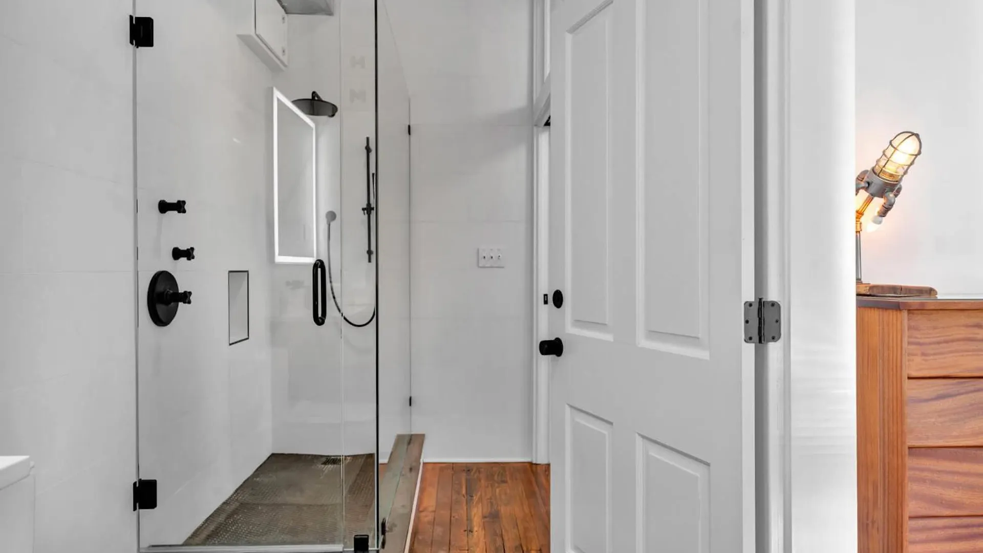 Perfect Stay In Louisville Vibrant Highlands